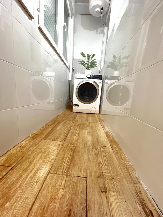 New Camp Nou Apartment/Diret Airport,Beautiful Οσπιταλέτ ντε Λιοβρεγάτ Εξωτερικό φωτογραφία