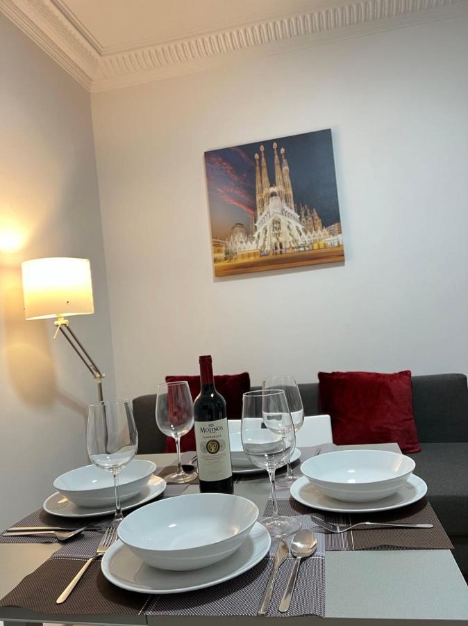 New Camp Nou Apartment/Diret Airport,Beautiful Οσπιταλέτ ντε Λιοβρεγάτ Εξωτερικό φωτογραφία