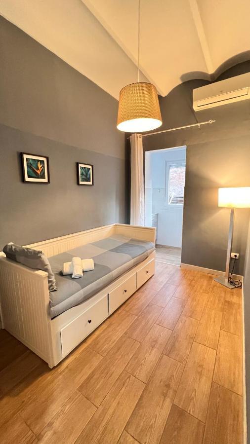 New Camp Nou Apartment/Diret Airport,Beautiful Οσπιταλέτ ντε Λιοβρεγάτ Εξωτερικό φωτογραφία