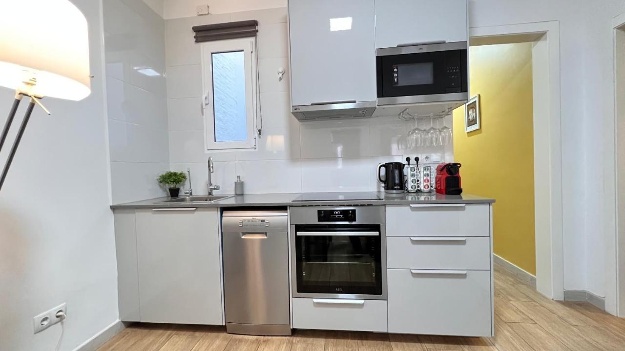 New Camp Nou Apartment/Diret Airport,Beautiful Οσπιταλέτ ντε Λιοβρεγάτ Εξωτερικό φωτογραφία