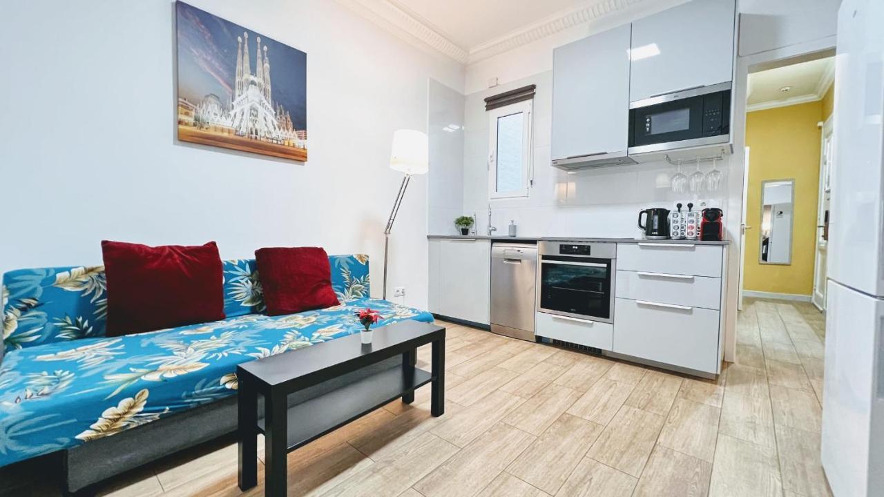 New Camp Nou Apartment/Diret Airport,Beautiful Οσπιταλέτ ντε Λιοβρεγάτ Εξωτερικό φωτογραφία